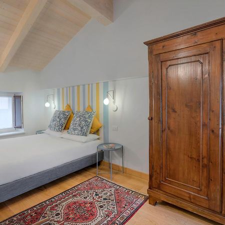 Casa Nel Vicolo - Storie E Dimore Chieri Bagian luar foto