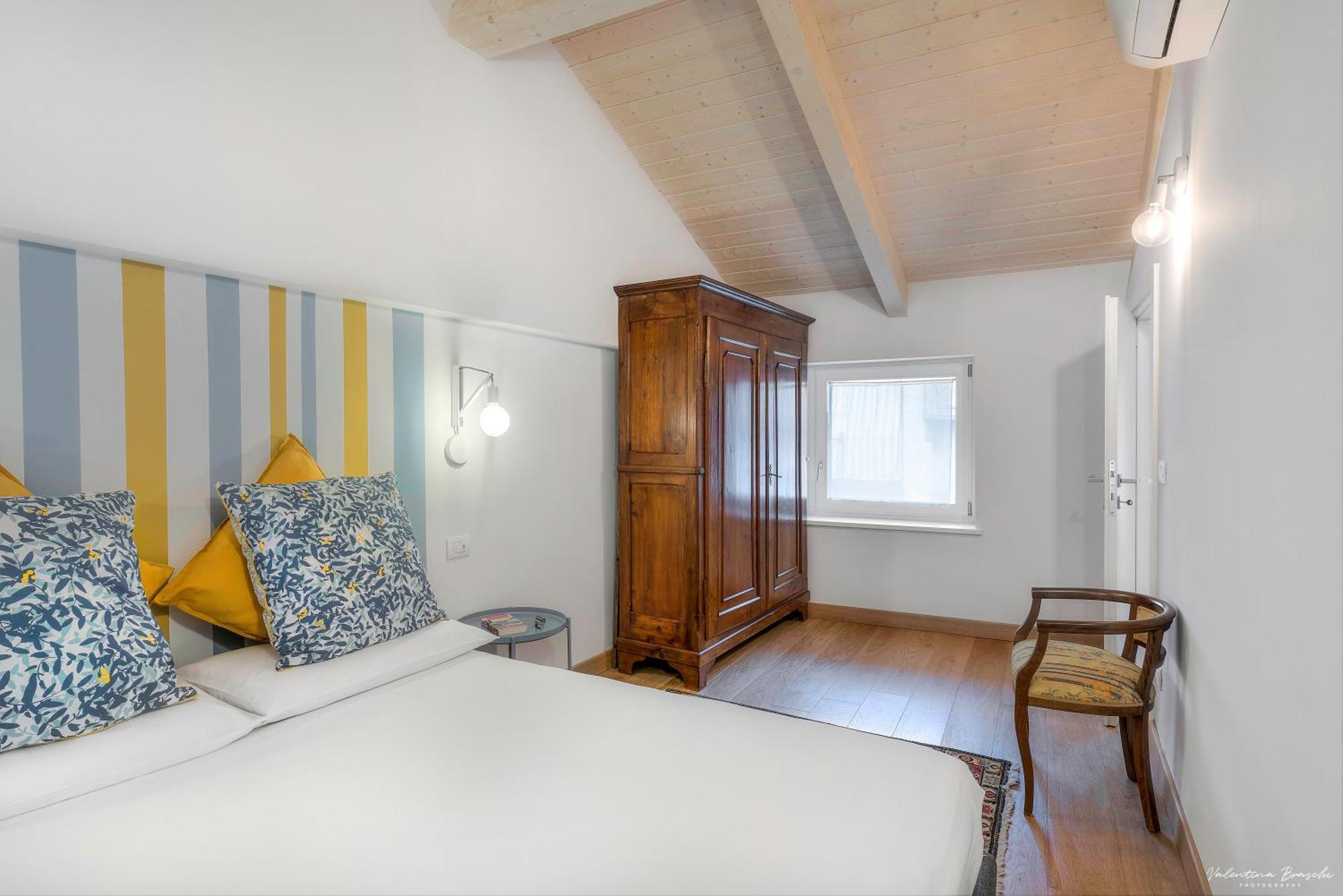 Casa Nel Vicolo - Storie E Dimore Chieri Bagian luar foto
